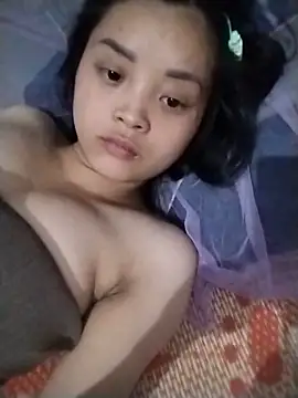 Traem-12 Live XXX-Chat