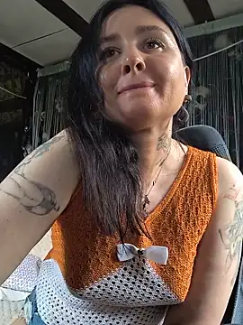 KikiXRed's Live XXX Chat