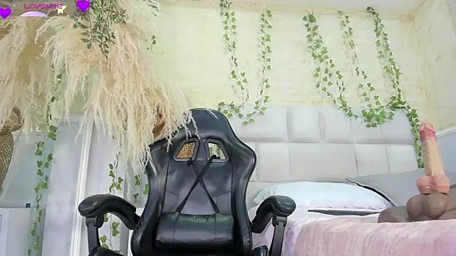 ScarletEvanss_'s Live XXX Chat