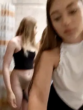 Živý XXX chat caressyourself