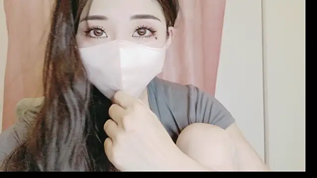 Онлайн чат XXX miu_2525