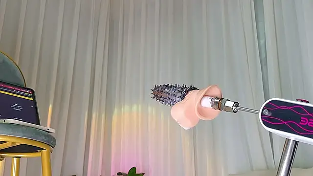 B-YayaのライブXXXチャット