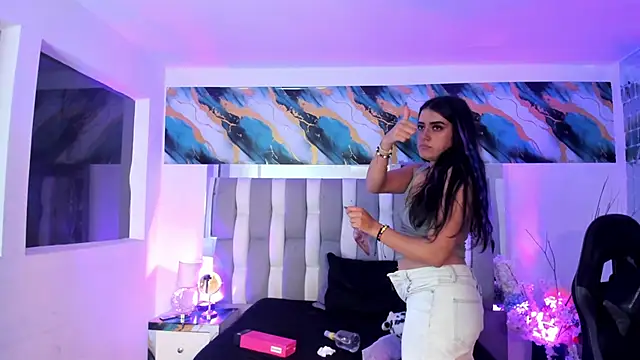 IsaDiiaz's Live XXX Chat