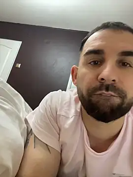 -alpha_n Live XXX chat
