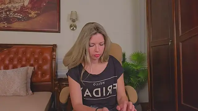 Real_Tini XXX чат на живо