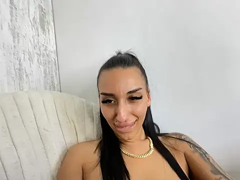 XXX chat uživo modela BlueEyes_BB