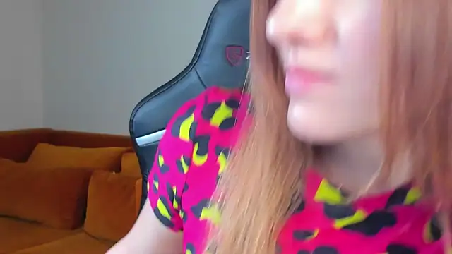 LumeriSorenのライブXXXチャット