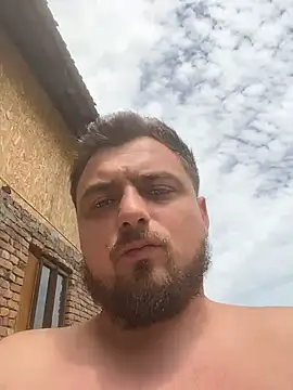 CLOUDYMARK Chat XXX live