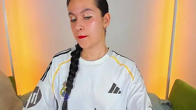 AishaTempt's Live XXX Chat
