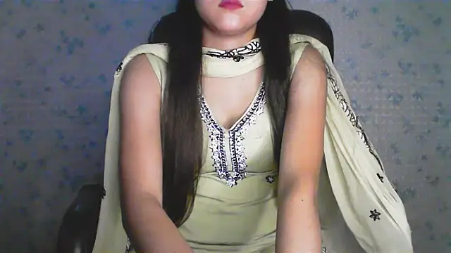 Chatroom XXX en direct de collage_hoty