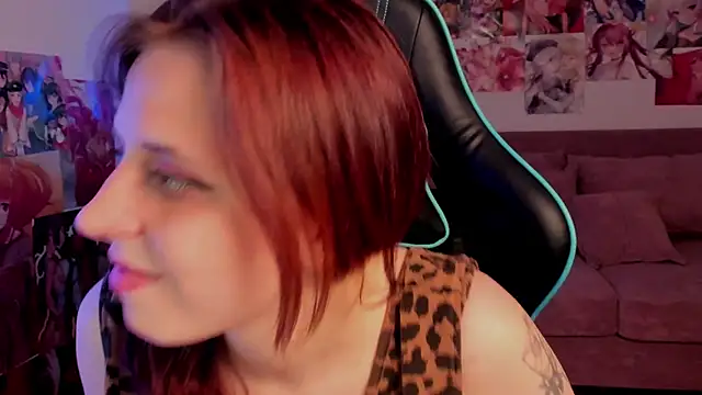 Chat XXX en directo de FreyaVeys
