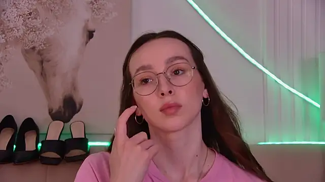 Emily_Simon: онлайн-секс-чат