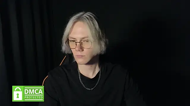 Keytaro Live XXX Chat
