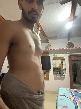 Chat +18 de Cuteaadi ao vivo