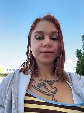 RosieSecret Chat XXX in diretta