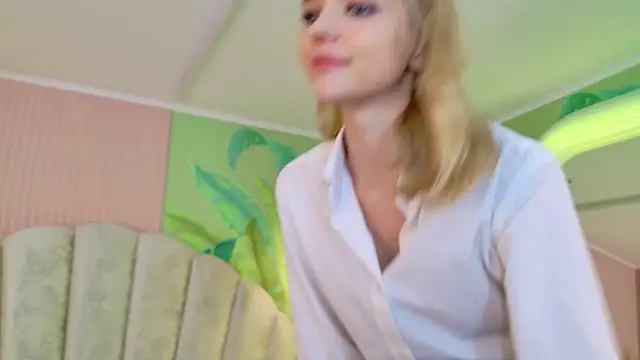 4example_Chloe 现场XXX聊天