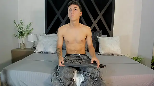 Gian_Rossin Webbikameraesitys
