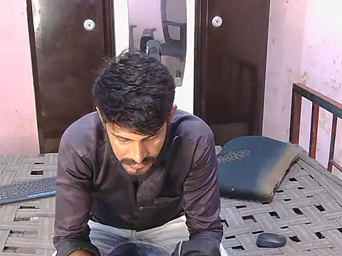 HotXKrish লাইভ XXX চ্যাট