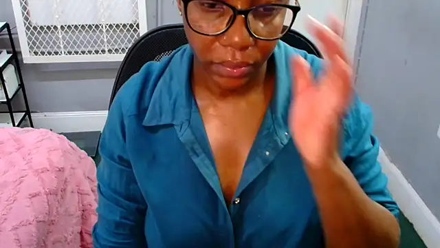 EmeraldDreams Live XXX Chat