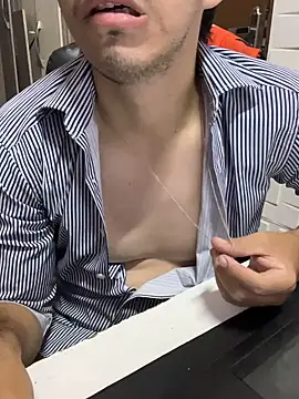 Chat +18 de Fer_Ti ao vivo