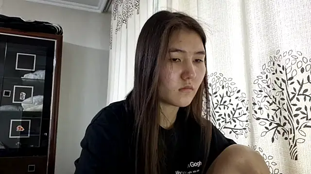 LimpedFlyby live XXX chat