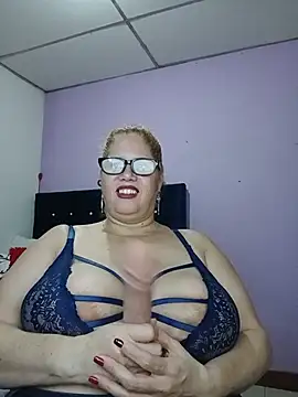 EllisW8 élő XXX-chatje
