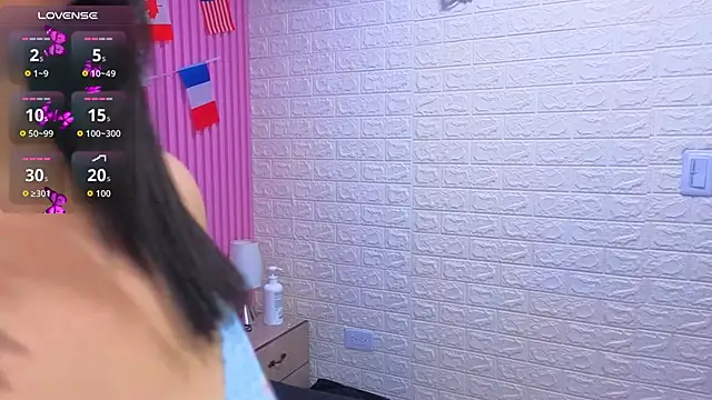 XXX chat uživo modela topvalerym