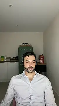 Chat +18 de eauminerale ao vivo