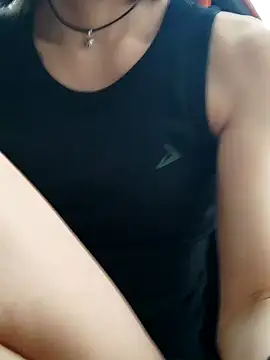 Aashikalaa's Live XXX Chat