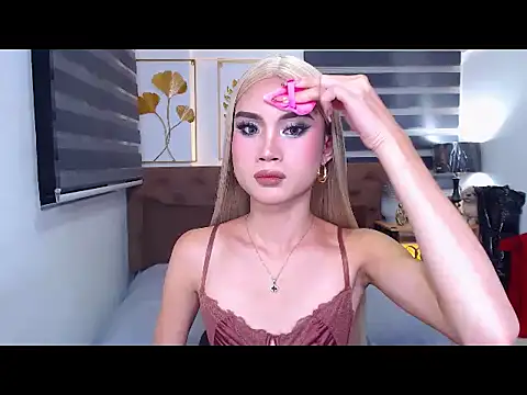 دردشة JuicyCockThea الجنسية المباشرة