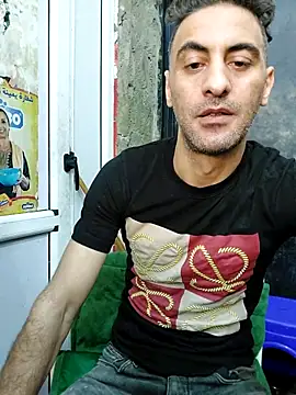Mahdidido45 Adlı Modelin Canlı XXX Sohbeti