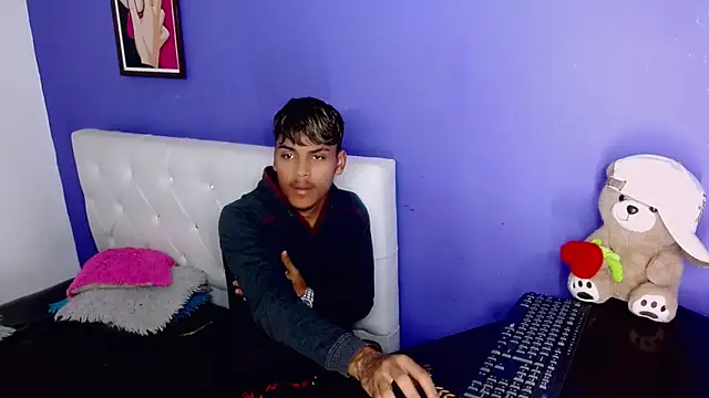 Chat XXX en directo de Angel_foxc13