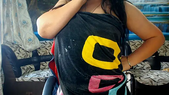 Chat XXX en directo de MoistMady