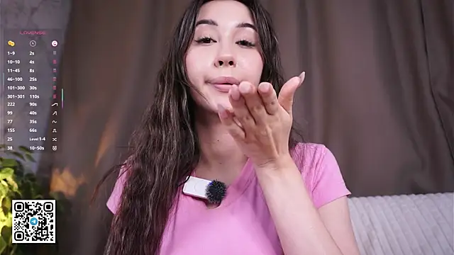 Chat +18 de ElmaSmallman ao vivo