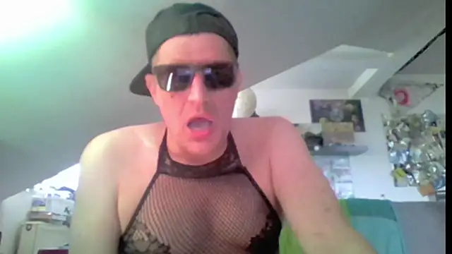 Bigthroaterboy – Naživo XXX chat