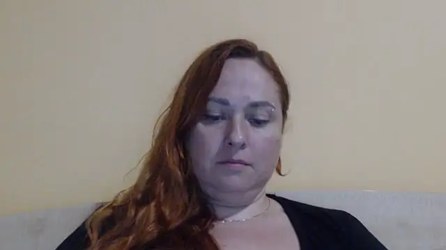 Chat +18 de Foxy_Kate3333 ao vivo