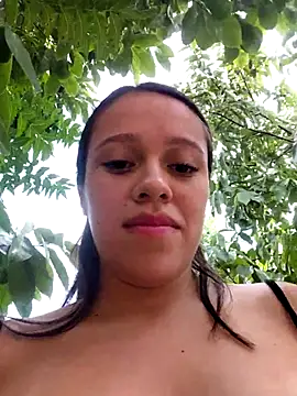 lachiki_plus লাইভ XXX চ্যাট