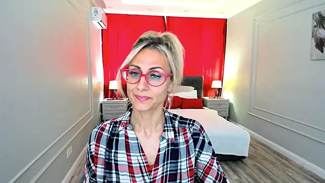 MuseOfStage Chat XXX in diretta