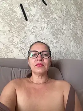 Chat XXX en directo de Milana8263