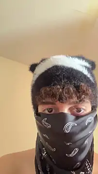 XXX chat uživo modela Hz1Tr