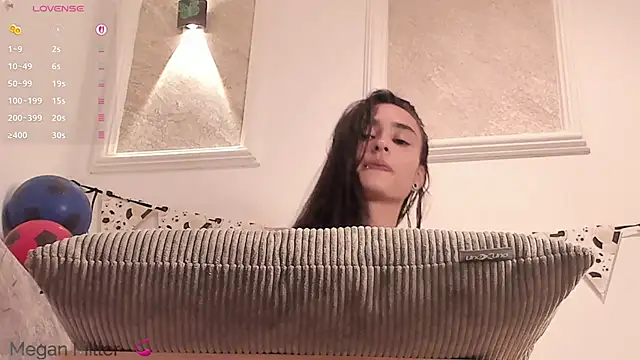 Megan_Mill Live XXX-Chat