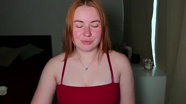 Онлайн чат XXX LAYLAxSTAR