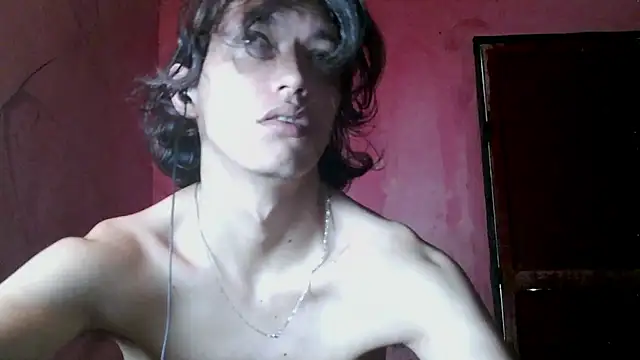 cherryuwu Adlı Modelin Canlı XXX Sohbeti