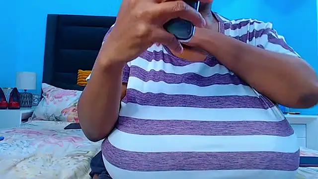 Živý XXX chat GoddessTitts