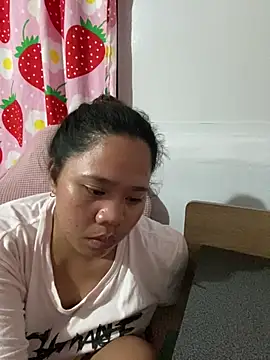 Chat XXX ao vivo de _UrSingleMamiBella_