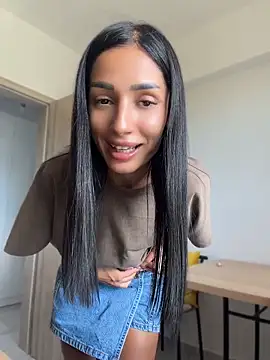 VickyM99 Adlı Modelin Canlı XXX Sohbeti