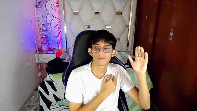 zxvn_n Live XXX-Chat