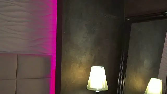 XXX chat uživo modela Remy_Larson