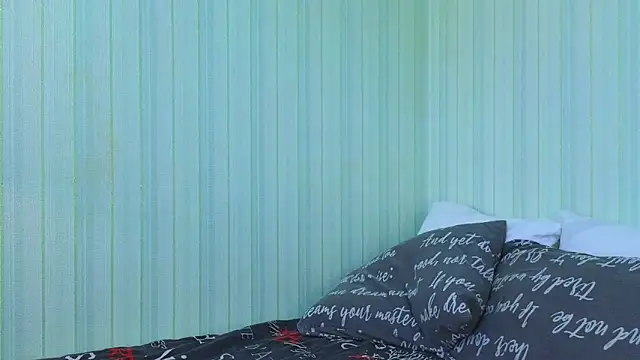 _Lily_'s Live XXX Chat