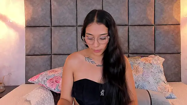 Roseaurora – Naživo XXX chat